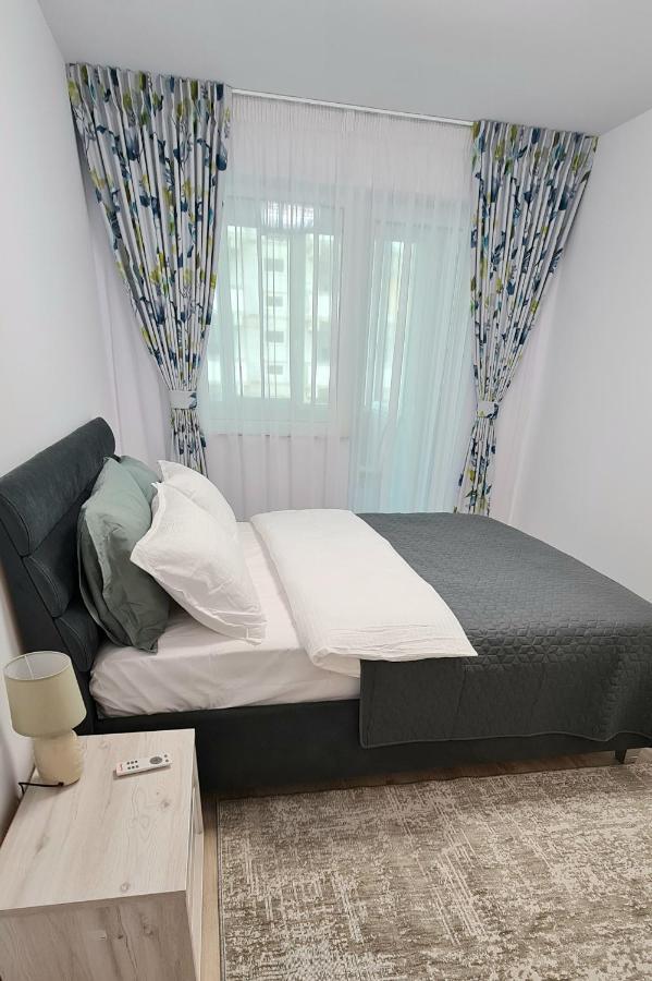 Apartament Bacovia Bacau Bagian luar foto