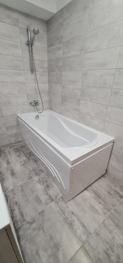 Apartament Bacovia Bacau Bagian luar foto